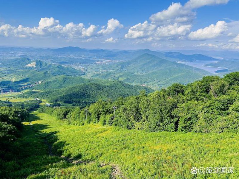 湖滨山庄住宿：拥抱自然的心灵避风港